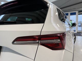 Skoda Karoq Selection Autom., LED CarPlay Virtual PDC - foto 8