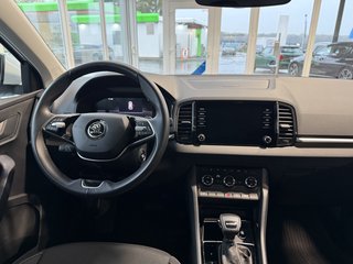 Skoda Karoq Selection Autom., LED CarPlay Virtual PDC - foto 3
