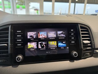 Skoda Karoq Selection Autom., LED CarPlay Virtual PDC - foto 18