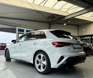 Audi A3 Sportback TFSI S-Line Sport Autom., Matrix Pano Kamera - bilder 4