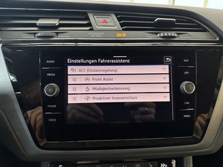 Volkswagen Touran Comfortline Automatik ACC 7-Sitzer Allwetter Kamera - foto 20