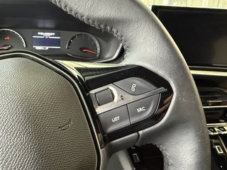 Peugeot 2008 Active Sport LED Navi Kamera Sitzheizung - bilder 9