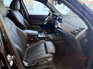 BMW X3 xDrive 20 i M Sport Autom. Pano Leder AHK Laser StHzg. - foto 2