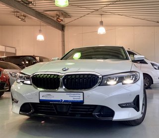 BMW 320 Used vehicle for sale
