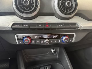 Audi Q2 35 TFSi S-Line Sport Autom., Matrix Kamera ACC - foto 14
