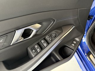 BMW 330 i xDrive M Sport Autom., LED Navi Kamera ACC Winterp. - bilder 9