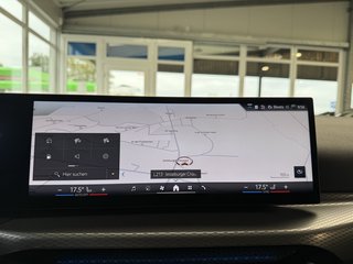 BMW 330 i xDrive M Sport Autom., LED Navi Kamera ACC Winterp. - bilder 14