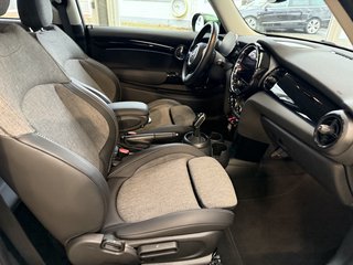 MINI Cooper Sport Autom.. LED Tempomat Kamera CarPlay - bilder 1