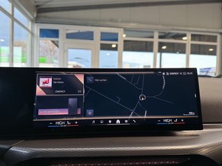 BMW 330 i xDrive M Sport Autom., LED ACC Navi Kamera - foto 14