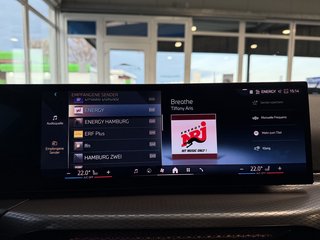 BMW 330 i xDrive M Sport Autom., LED ACC Navi Kamera - foto 19