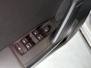 SEAT Arona FR Autom.Sport . LED Kamera Virtual Winterp PDC - foto 7