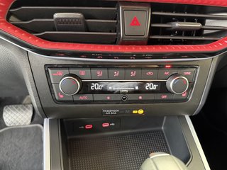 SEAT Arona FR Autom.Sport . LED Kamera Virtual Winterp PDC - foto 9