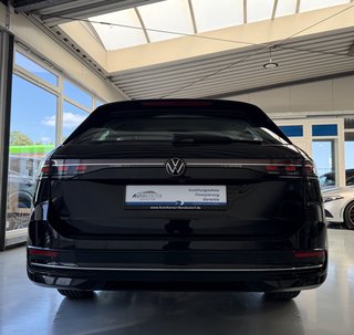 Volkswagen Passat Variant Elegance Autom., IQ Light Navi Kamera +ACC - bilder 6