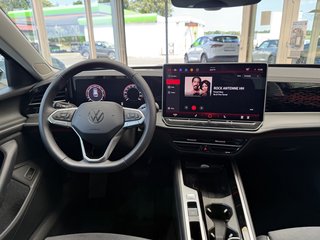 Volkswagen Passat Variant Elegance Autom., IQ Light Navi Kamera +ACC - bilder 4