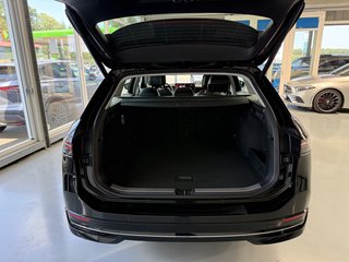 Volkswagen Passat Variant Elegance Autom., IQ Light Navi Kamera +ACC - bilder 8