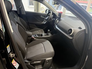 Audi Q2 S-Line Sport 35 Autom., Matrix Pano Kamera ACC - foto 1