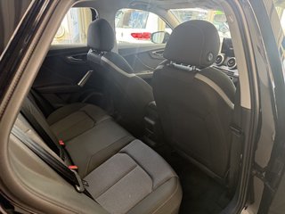 Audi Q2 S-Line Sport 35 Autom., Matrix Pano Kamera ACC - foto 2