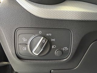 Audi Q2 S-Line Sport 35 Autom., Matrix Pano Kamera ACC - foto 10