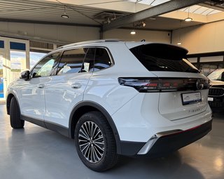 Volkswagen Tiguan Elegance TDI Autom., IQ Light AHK Kamera Navi - foto 4
