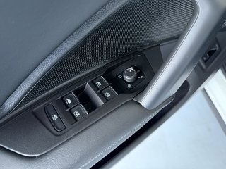 Volkswagen Tiguan Elegance TDI Autom., IQ Light AHK Kamera Navi - foto 10
