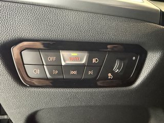 BMW 330 i xDrive M Sport Autom., LED Navi Kamera ACC - bilder 10