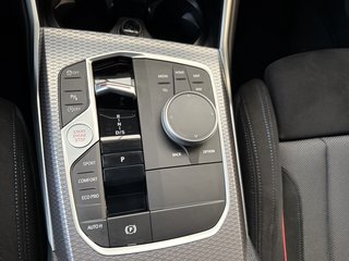 BMW 330 i xDrive M Sport Autom., LED Navi Kamera ACC - bilder 11