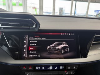Audi A3 Sportback S-Line Sport Autom., LED Matrix Pano Sonos - bilder 22