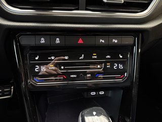 Volkswagen T-Roc R 4Motion Automatik Pano LED SAGA Kamera Virtual - bilder 15