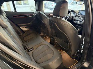 BMW X2 M-Sport 18i Autom., LED Pano Navi 20" Alu - bilder 2