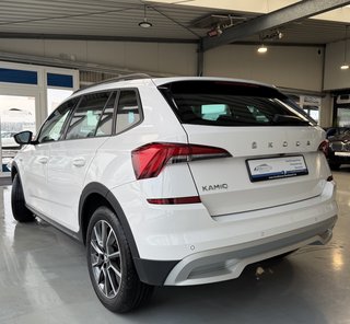 Skoda Kamiq Scoutline Autom., LED AHK CarPlay Kamera - bilder 4