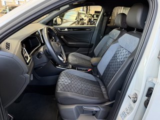 Volkswagen T-Roc R-Line Sport Autom., IQ Light + Drive Kamera Virtual - foto 10