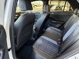 Volkswagen T-Roc R-Line Sport Autom., IQ Light + Drive Kamera Virtual - foto 1