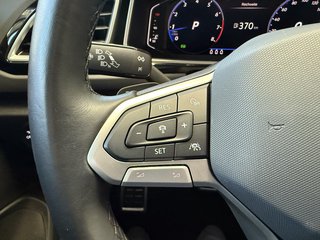 Volkswagen T-Roc R-Line Sport Autom., IQ Light + Drive Kamera Virtual - foto 11