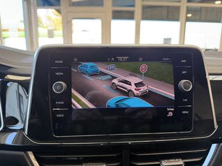 Volkswagen T-Roc R-Line Sport Autom., IQ Light + Drive Kamera Virtual - foto 22