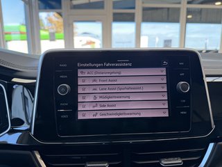 Volkswagen T-Roc R-Line Sport Autom., IQ Light + Drive Kamera Virtual - foto 23