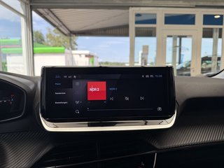 Peugeot 208 Allure  LED CarPlay Virtual ACC Kamera - bilder 13