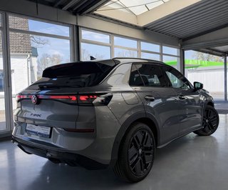 Volkswagen T-Roc R-Line Sport Black Style Autom., IQ Light AHK Kamera - foto 4