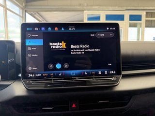 Volkswagen T-Roc R-Line Sport Black Style Autom., IQ Light AHK Kamera - foto 14