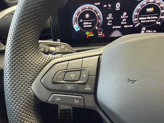 Volkswagen T-Roc R-Line Sport Black Style Autom., IQ Light AHK Kamera - foto 26