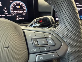 Volkswagen T-Roc R-Line Sport Black Style Autom., IQ Light AHK Kamera - foto 27