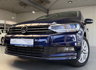 Volkswagen Touran Autom. TDI LED 7-Sitzer AHK Navi - photo 3