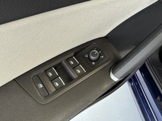 Volkswagen Touran Autom. TDI LED 7-Sitzer AHK Navi - photo 10