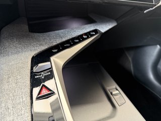 Peugeot 3008 Hybrid 145 GT Sport Autom., LED Navi ACC Kamera - foto 9