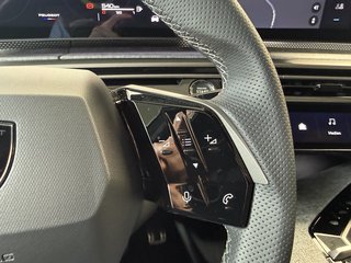 Peugeot 3008 Hybrid 145 GT Sport Autom., LED Navi ACC Kamera - foto 12