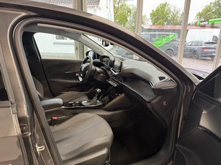Peugeot 208 Allure Pack  LED CarPlay Kamera ACC Virtual - foto 1