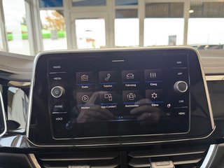 Volkswagen T-Roc R-Line Sport Autom.. IQ Light IQ Drive Kamera - foto 17