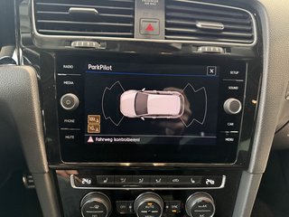 Volkswagen Golf VII IQ.DRIVE BMT Panorama Allwetter Winterp. - bilder 17