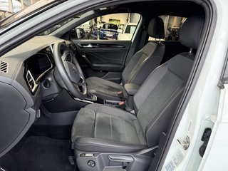 Volkswagen T-Roc R-Line Sport Autom., IQ Light AHK Navi Kamera - bilder 1