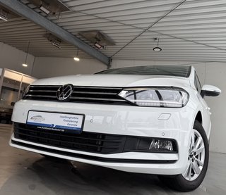 Volkswagen Touran 2.0 TDi Autom., LED Pano Kamera ACC 7-Sitze - bilder 3