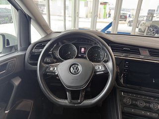 Volkswagen Touran 2.0 TDi Autom., LED Pano Kamera ACC 7-Sitze - bilder 4